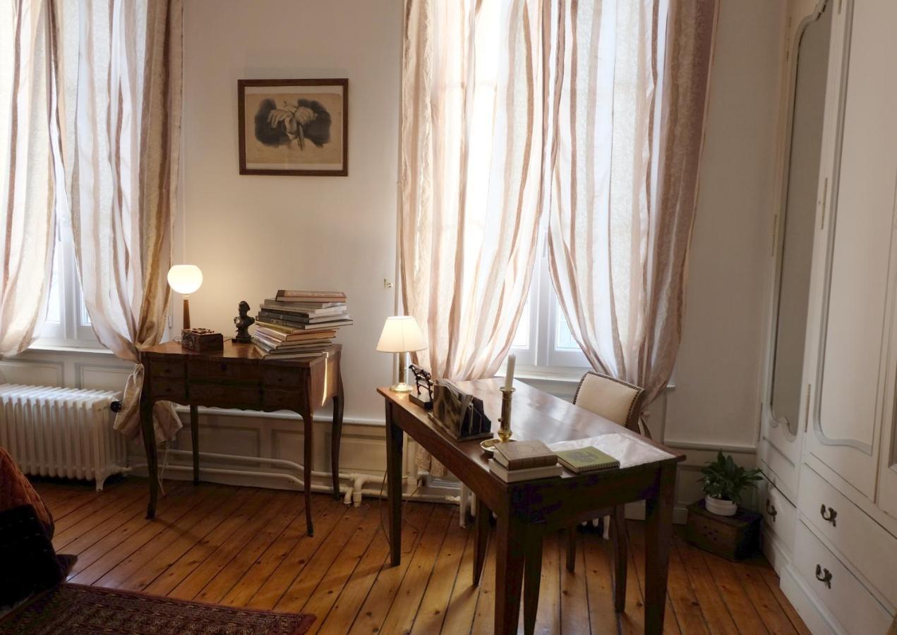 44 Rue Cap Bed and Breakfast Caen Buitenkant foto