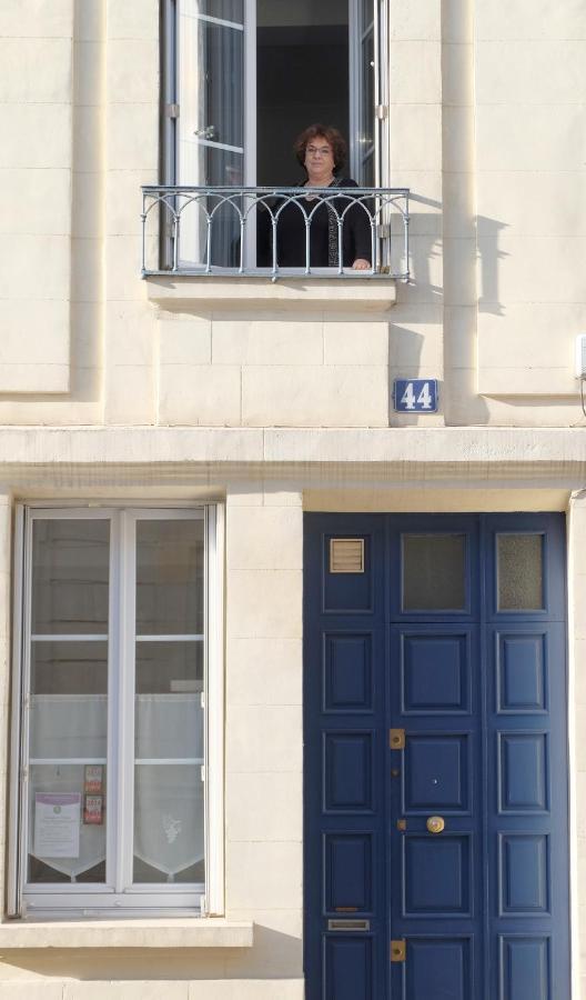 44 Rue Cap Bed and Breakfast Caen Buitenkant foto